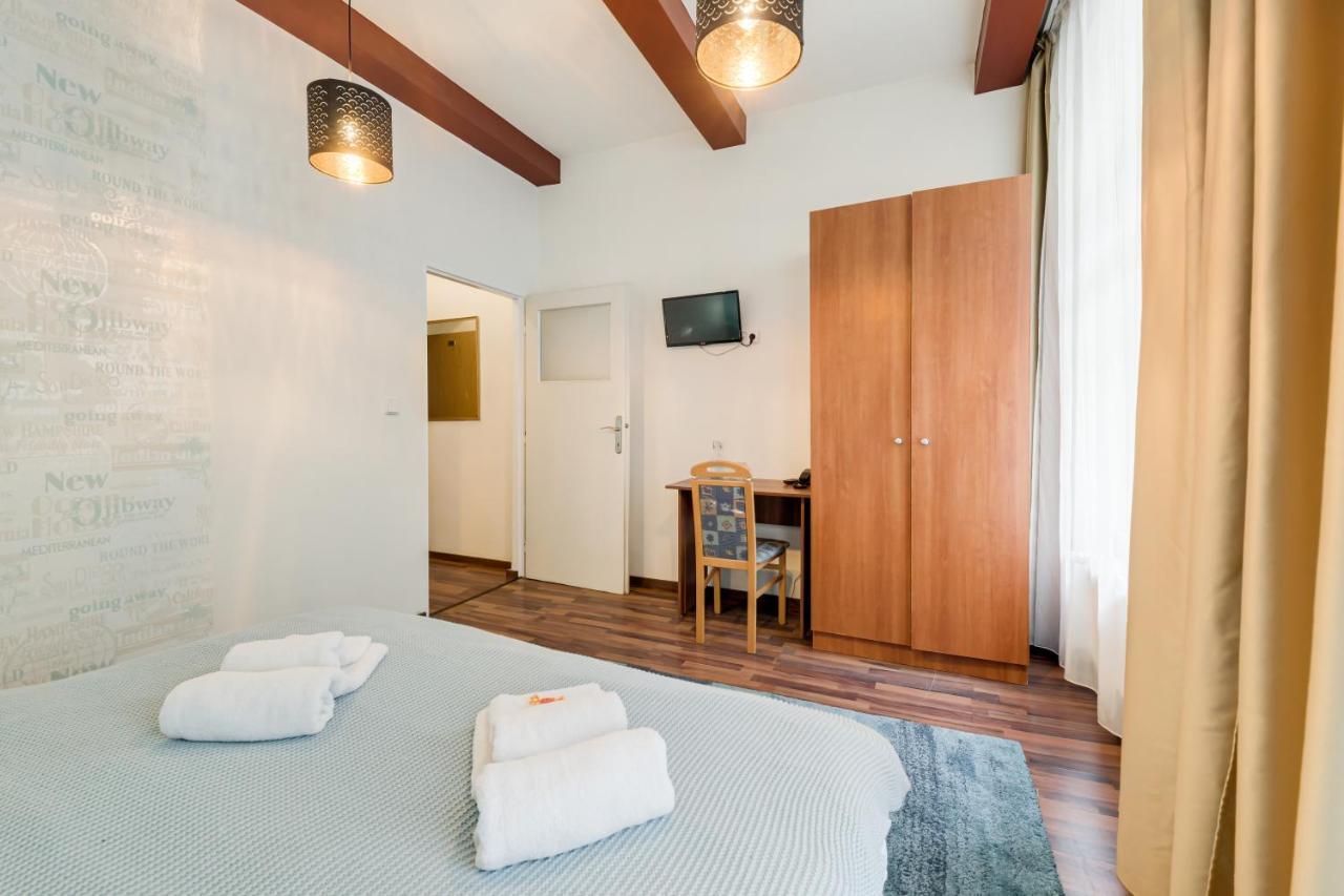 Standard Double Room,989398063:JPEG